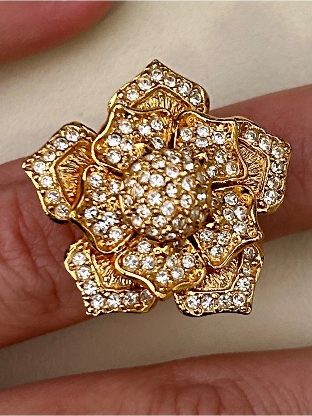 Adam Lippes Premium Botanical Line Flower Ring Pave Set Chrystals - size 5
